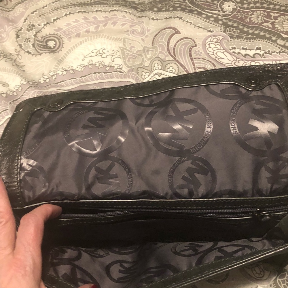 Cool metallic clutch - Picture 3 of 3